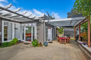 Restaway - Mangawhai Holiday Home